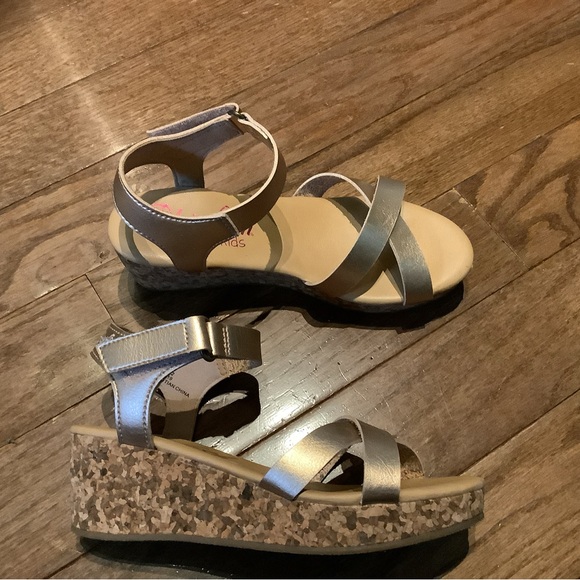 Kids Silver and Tan Wedge Sandals - Picture 1 of 5